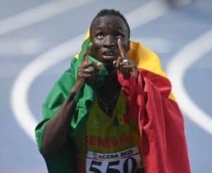 JO 2024: Regardez la grosse performance de Louis François Mendy, qualifié en 1/2 finale du 110 mètres haies