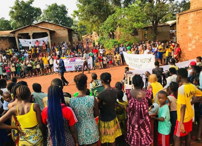 « L’Afrique doit être libre et riche ! » (Société civile panafricaniste pour une Afrique libre)