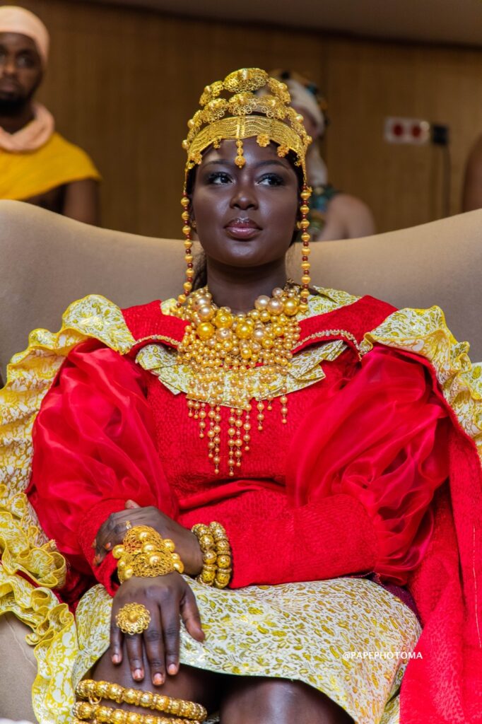 Amsa couronnée « Reine de l’Or » : Un triomphe éclatant