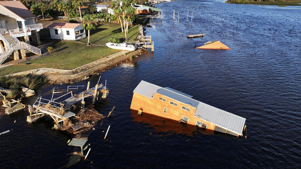 États-Unis : Ouragan Hélène cause 44 morts et des inondations catastrophiques dans le sud-est