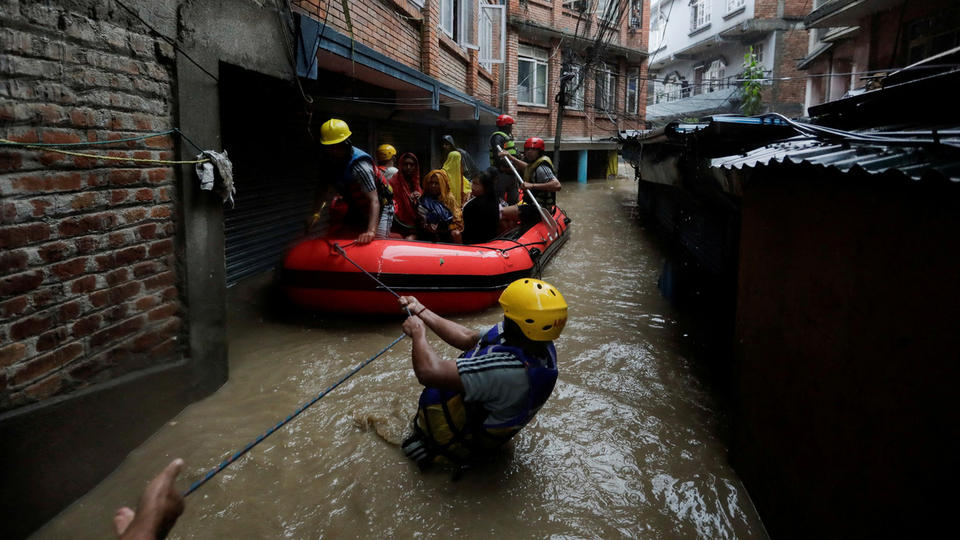 Inondations dévastatrices au Népal : 101 morts et 64 disparus