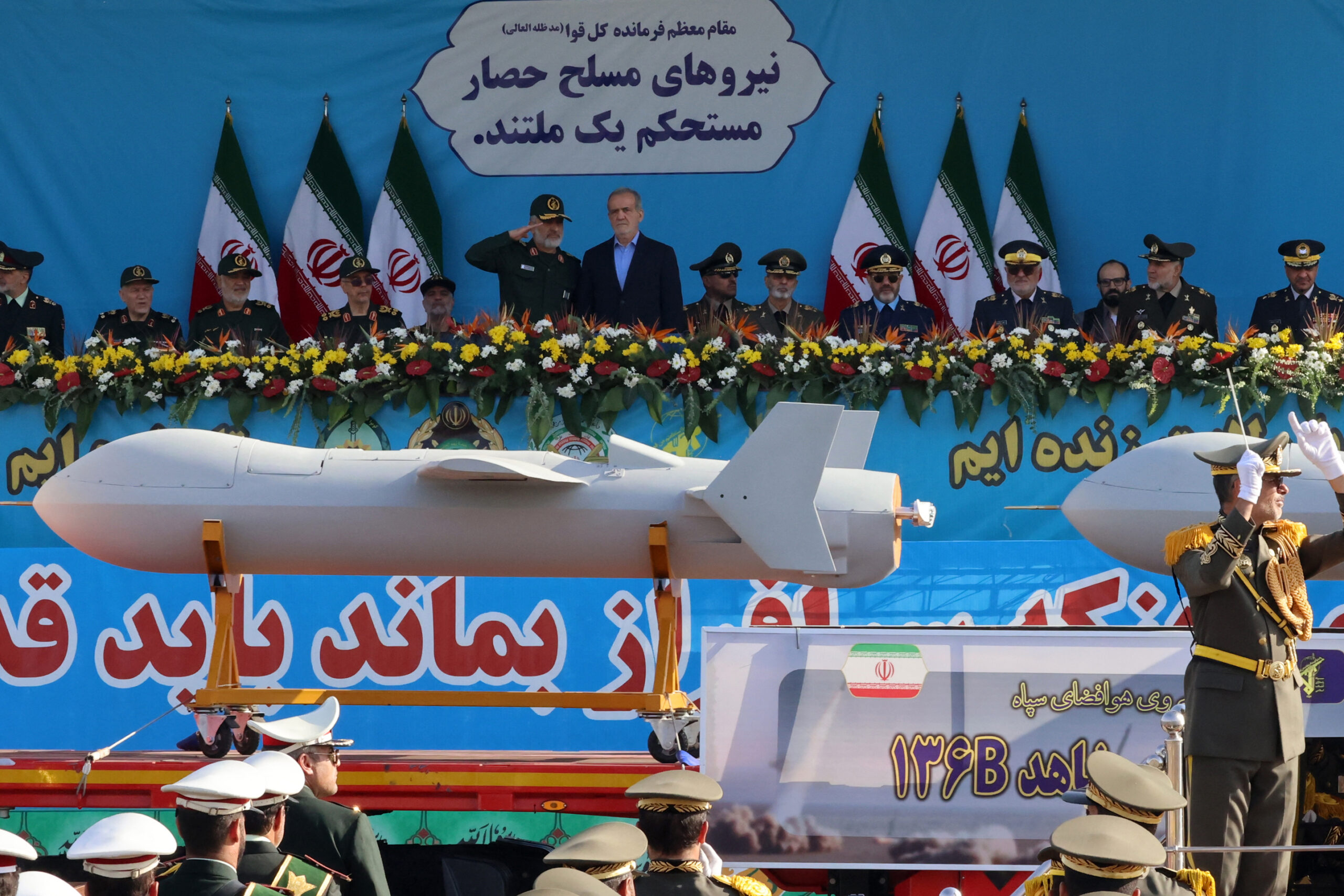 Iran : Présentation d’un Nouveau Drone Kamikaze Shahed-136B, Performant sur 4.000 km