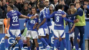 La première défaite de l’OM en Ligue 1 : Strasbourg s’impose à domicile