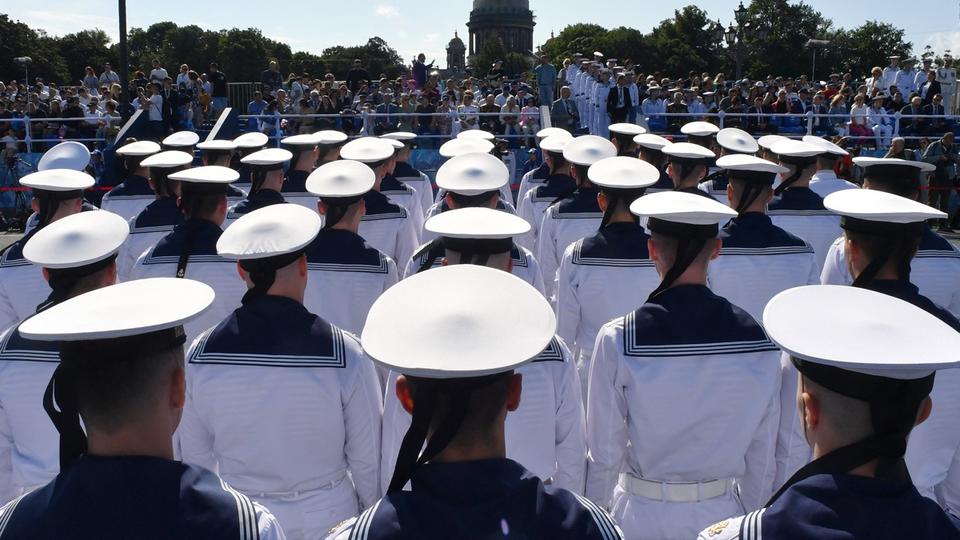 République russe : Vladimir Poutine renforce son armée avec 180.000 soldats supplémentaires