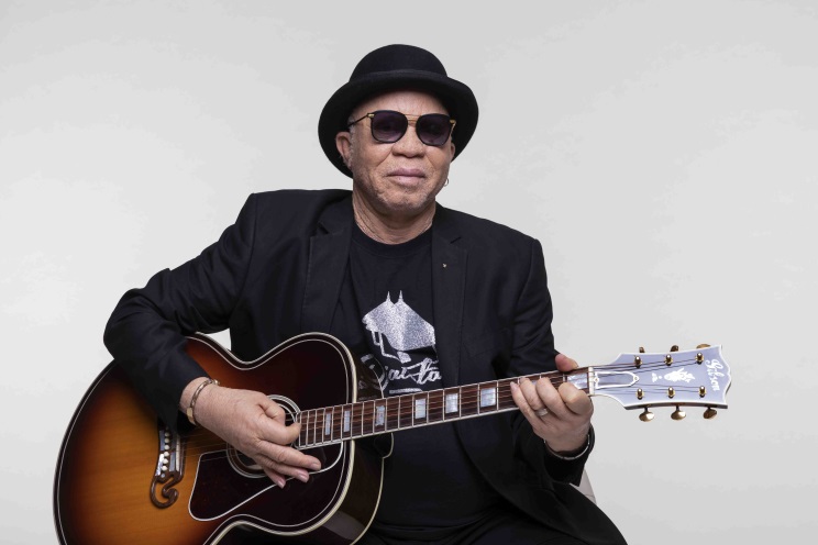 Salif Keita célèbre ses 75 ans avec une anthologie vinyle…