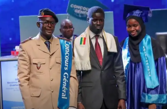 Le Président Diomaye en Chine : Accompagné par les deux meilleurs élèves du Sénégal