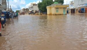 Quatre morts dans les inondations à Touba : Un enfant succombe après des heures de lutte dans des conditions tragiques