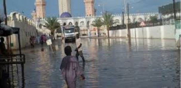 Lutte contre les inondations à Touba:  Les millions et milliard des Khalif Serigne Sidy Moctar et  Serigne Mountakha Mbacke