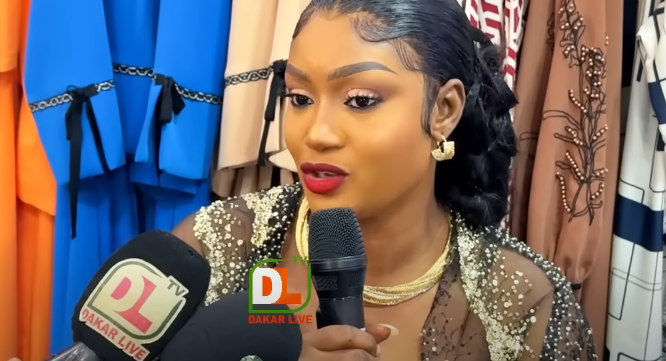 Adja Astou se confie sur sa situation personnelle lors d’une inauguration…
