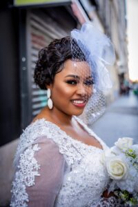 La chanteuse Guigui Sarr annonce son mariage sur Facebook