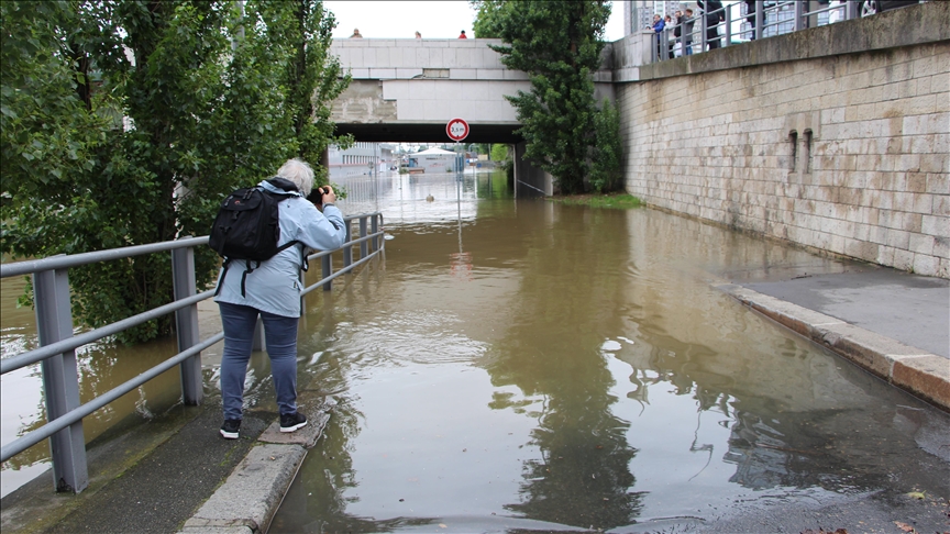 La dépression Kirk perturbe la France : vigilance rouge dans la Seine-et-Marne et l’Eure-et-Loir