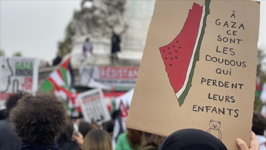 Manifestations à Paris : Critiques contre les actions d’Israël et soutien à la Palestine