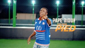 Pape Diouf lance le clip tant attendu ‘Ton Pied Mon Pied’