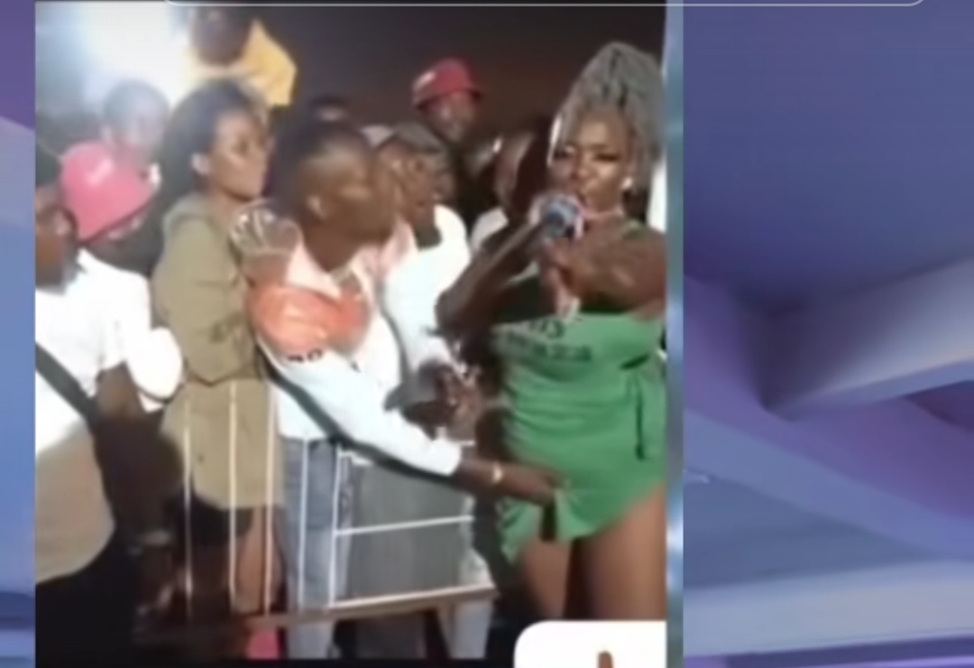 Une performance controversée d’une chanteuse nigériane au Burkina Faso enflamme les réseaux