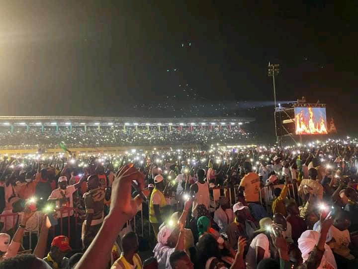 Législatives : Suivez le grand meeting de Ousmane Sonko au stade de Mbacké