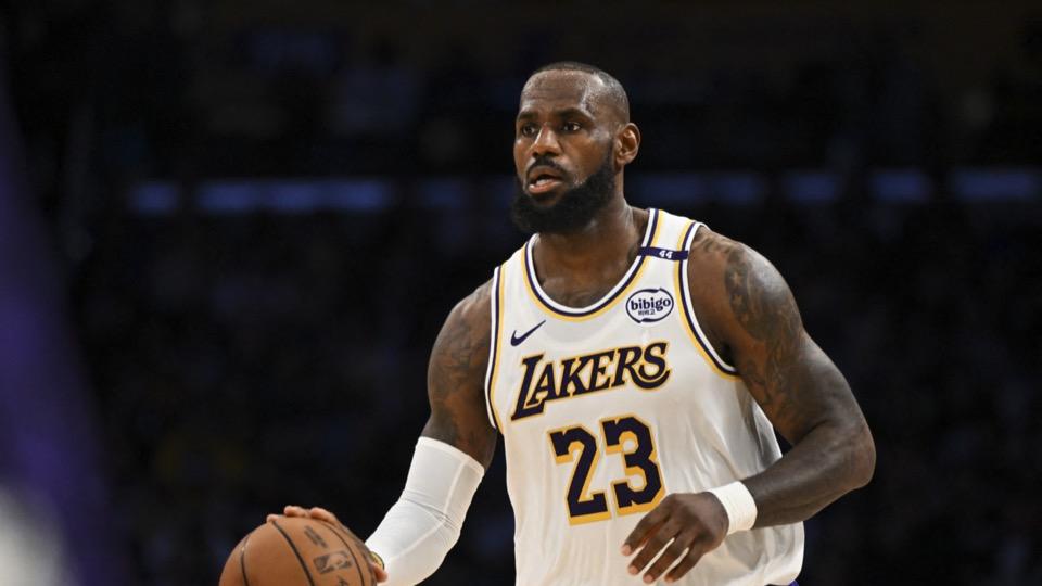 États-Unis : LeBron James incite à voter pour Kamala Harris à la présidentielle