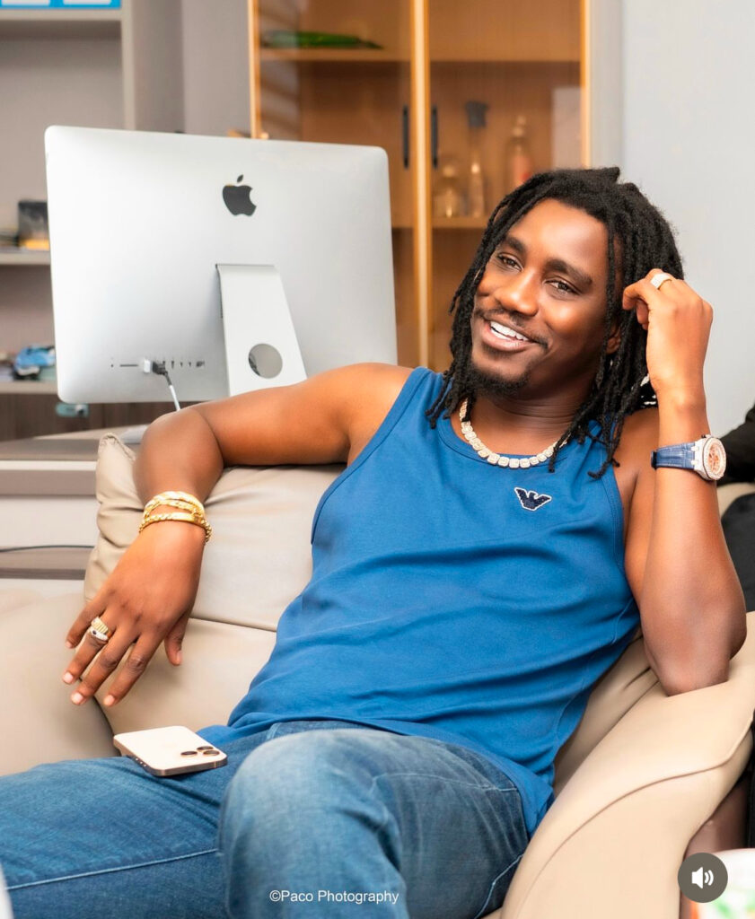 Wally Seck en mode cool : une allure inédite qui fait parler