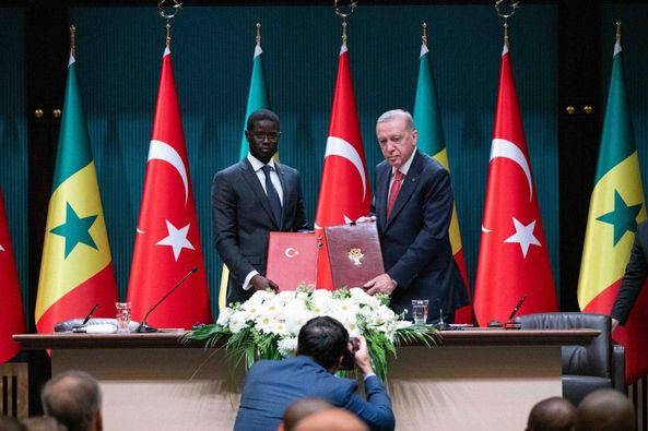 Un autre résultat de la visite de Diomaye Faye en Turquie : le Sénégal signe un accord important avec Bayindirlar