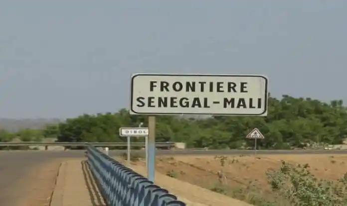 La police sénégalaise obligée de démentir une folle rumeur sur des restrictions à l’entrée des Maliens au Sénégal