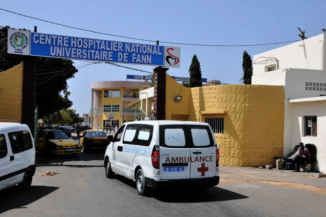 Hôpital Fann: Un médecin attaqué après la mort d’un patient