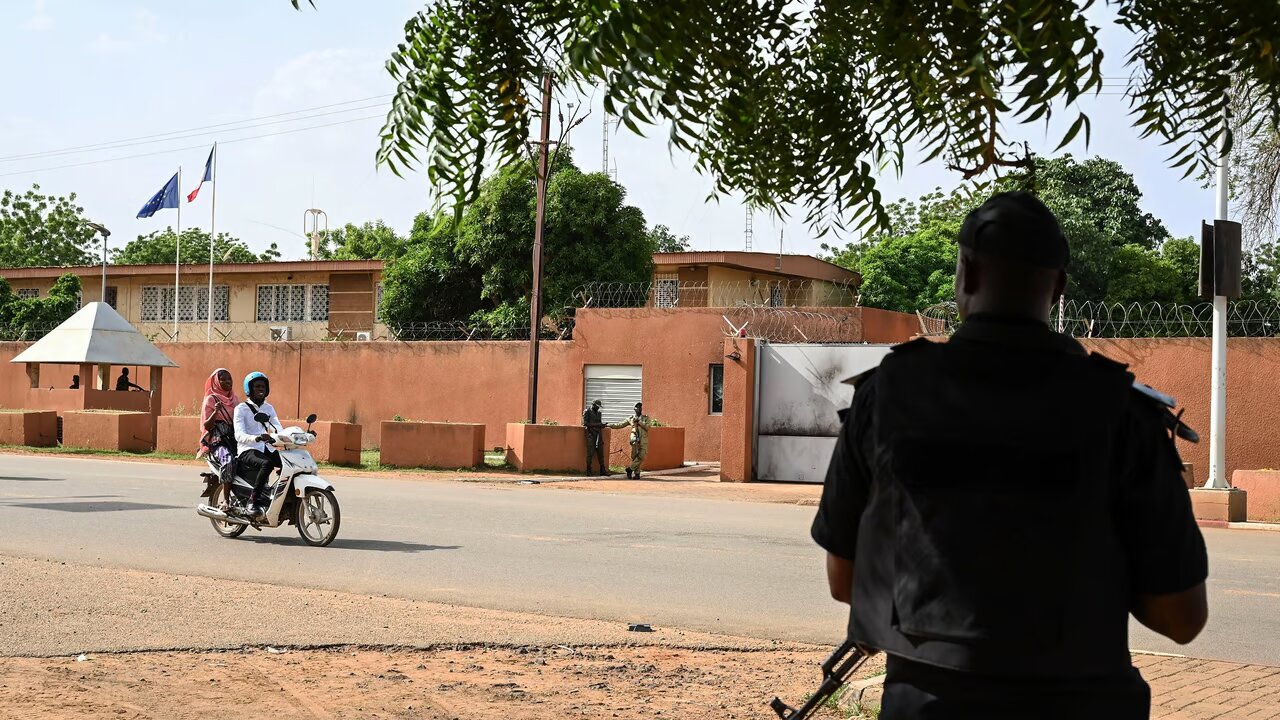 L’arrestation d’un agent de la DGSE au Niger: de nouvelles preuves de la déstabilisation française au Sahel