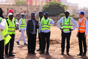 JOJ Dakar 2026: Khady Diène Gaye en visite sur les chantiers du Stade Iba Mar Diop et de la Piscine Olympique