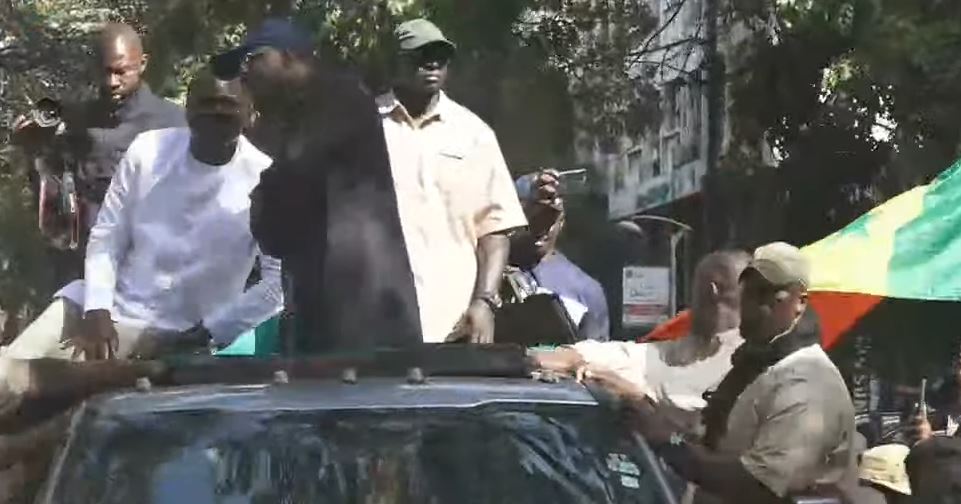 Sandaga, Médina, Ouakam et Yoff : Suivez la grande caravane d’Ousmane Sonko… (vidéo)