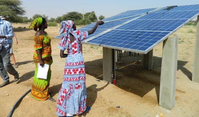 L’AFD injecte 2,5 milliards d’euros pour que le Sénégal se chauffe au soleil