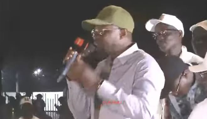 Ousmane Sonko tacle Amadou Ba après son passage à Ndioum  » Dafa khawa niak xorom… »