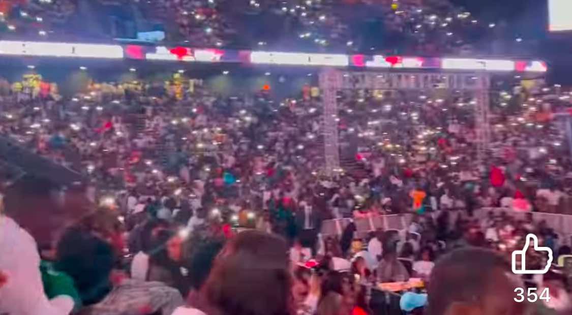 Momo Dieng fait sensation en remplissant le Dakar Arena pour son concert (vidéo)