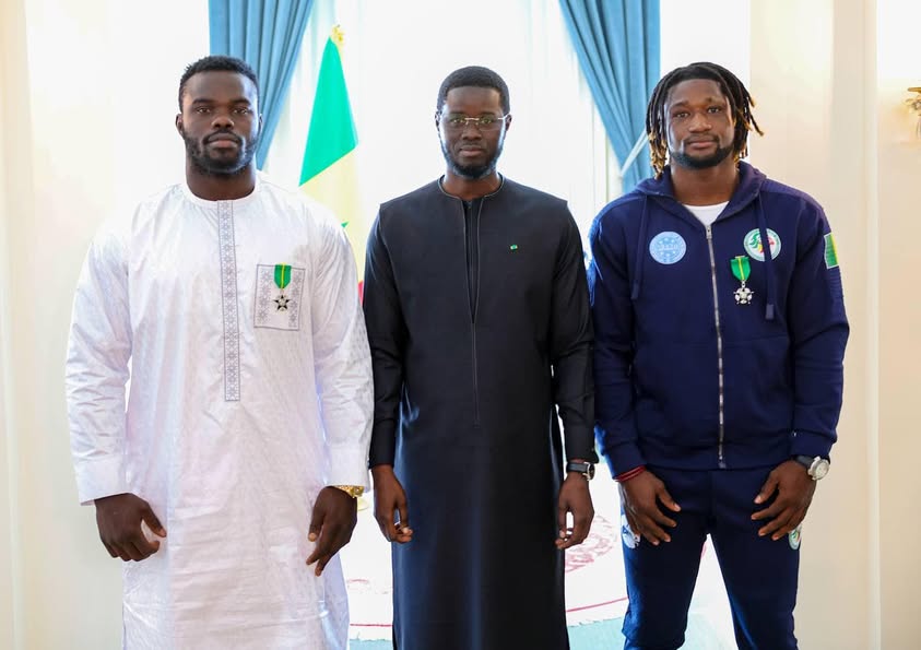 Palais: Reug-Reug et Tafsir Ba élevés au rang de chevalier par Diomaye Faye