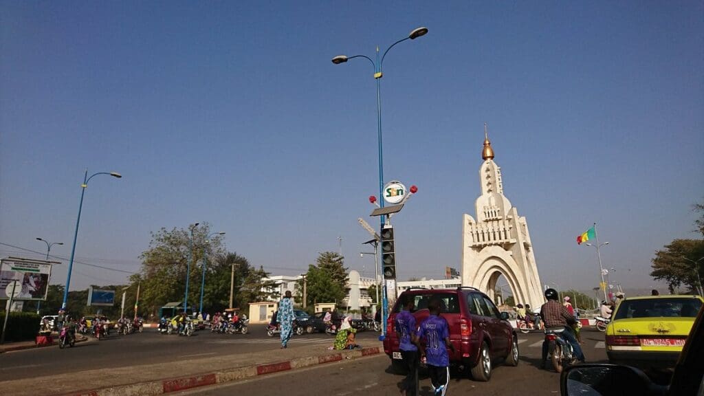 Bamako : routes et lieux publics rebaptisés pour honorer l’histoire nationale