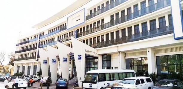 Scandale Postefinances – Saar Vie : Le parquet financier enquête sur un “cadeau” de 1,396 milliard FCFA