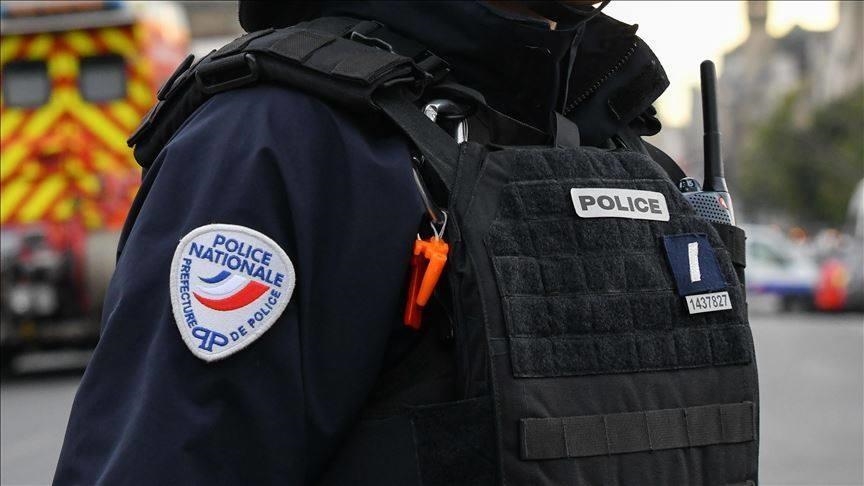 France : Découverte Choquante d’une Mise en Scène Islamophobe devant une Mosquée