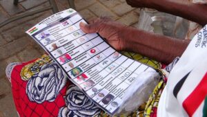 Ghana : Les Électeurs aux Urnes pour une Élection Présidentielle Cruciale