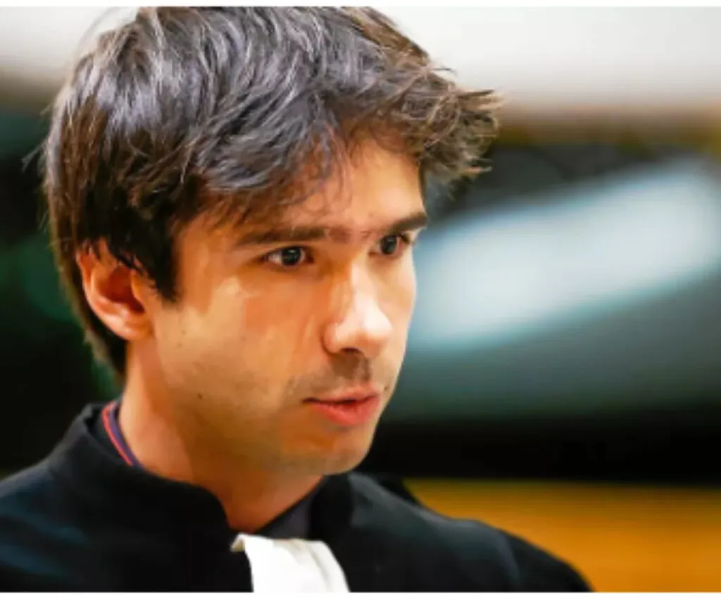 Recours au TAS: Juan Branco s’indigne du choix de Me Olivier Sur pour défendre le Sénégal