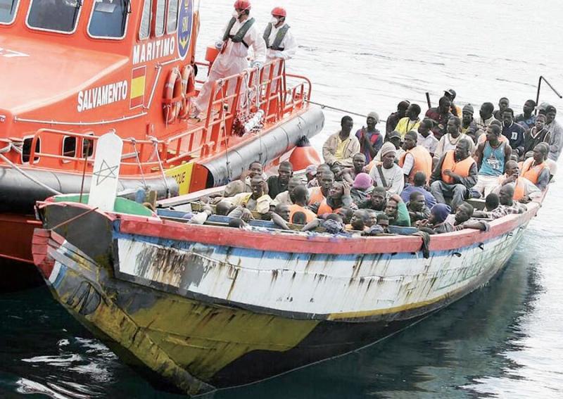 Immigration irrégulière : Plus de 1200 migrants secourus en mer au large des côtes des Canaries ces derniers jours