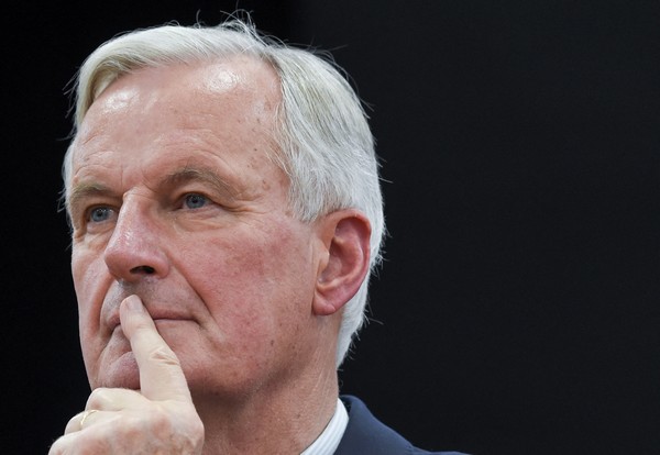 Dernier Souffle de Michel Barnier : La France face à la chute de son Premier ministre