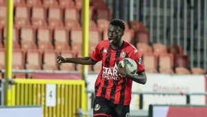 Prêté par Metz, Pape Moussa Fall signe un triplé en Belgique (vidéo)