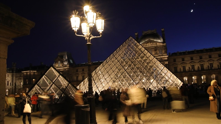 France : Le Louvre en proie à une obsolescence inquiétante, alerte Laurence des Cars