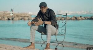 Nouveau Clip de Pape et Cheikh : « Yaw Lay Faral » Allie Tradition et Modernité