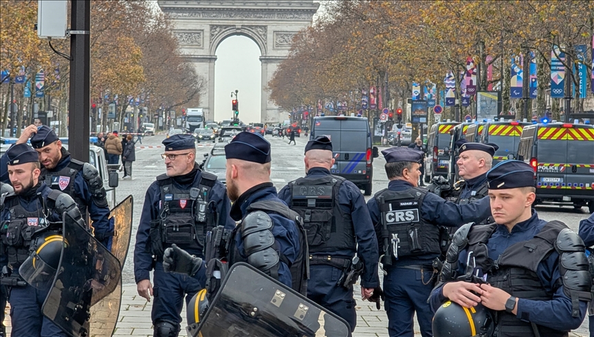 Paris : 136 arrestations lors des célébrations du Nouvel An