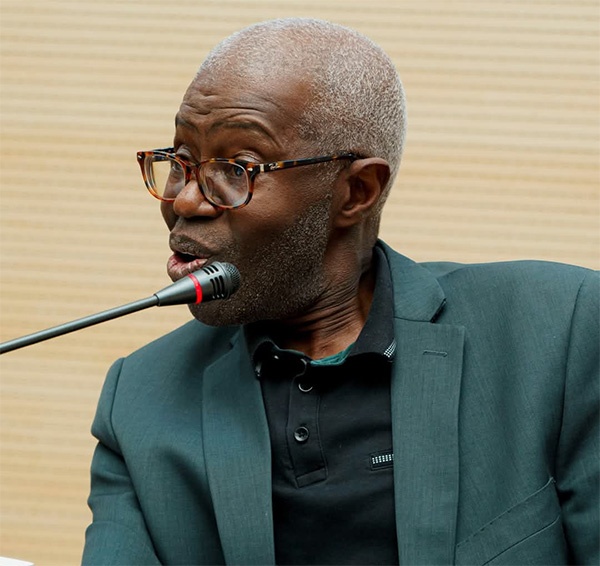 Souleymane Bachir Diagne débat de l’universalisme et des identités contemporaines