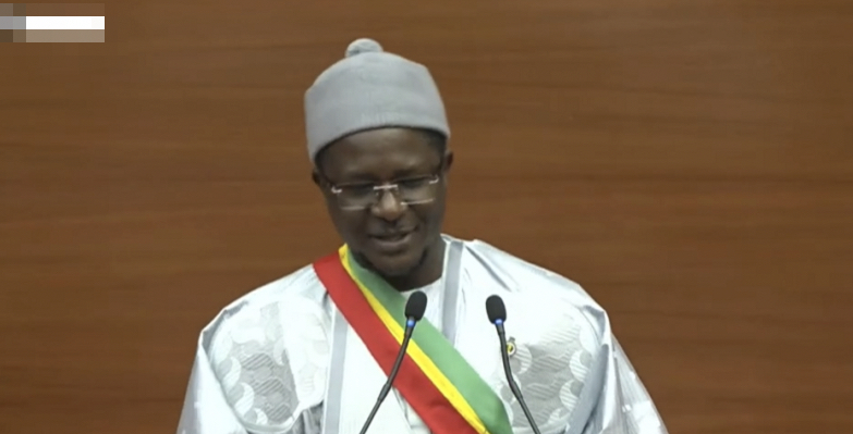 Le député Cheikh Bara Ndiaye donne sa position sur le limogeage de Cheikh Oumar Diagne (Vidéo)