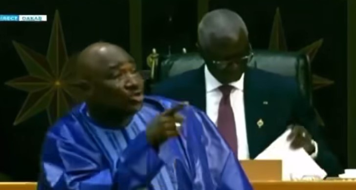 (Vidéo) Amadou Ba: « Le député Farba Ngom a publiquement avoué son rôle d’agent de corruption de personnalités politiques »