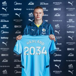 Manchester City: Découvrez le nouveau contrat hallucinant de Erling Haaland !