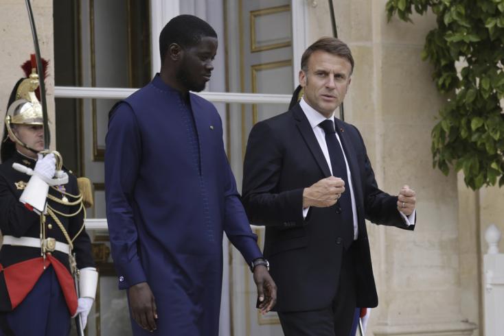 Macron : C’est la France qui a décidé de retirer ses militaires d’Afrique, mais « on leur a laissé la primauté de l’annonce »