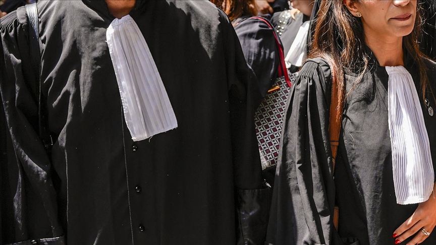 France : Les avocats racisés témoignent de discriminations flagrantes dans leur profession