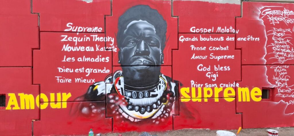 Kheucha04 célèbre Youssoupha avec une fresque à Dakar