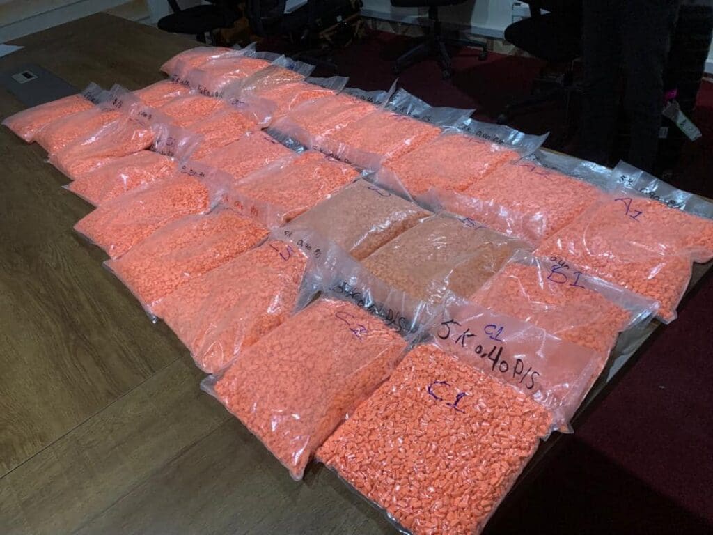 Saisie de plus de 128 000 pilules d’ecstasy à l’aéroport de Banjul